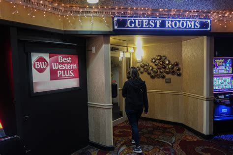 Best Western Plus Casino Royale Parking .